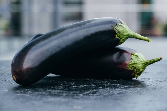 Eggplant Health Benefits and Nutritional Information. Uses, Side Effects.