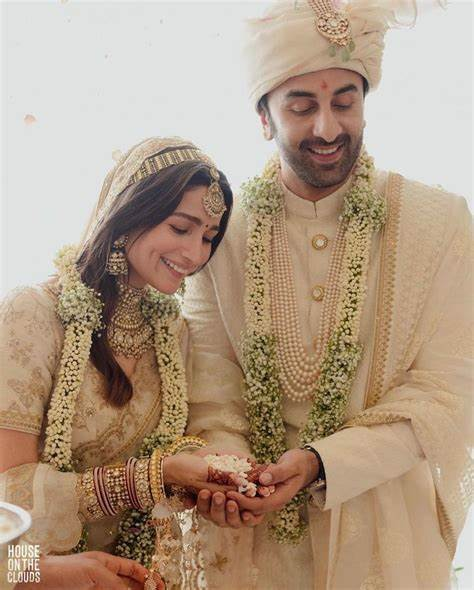Alia Bhatt with her husband Ranbir Kapoor
