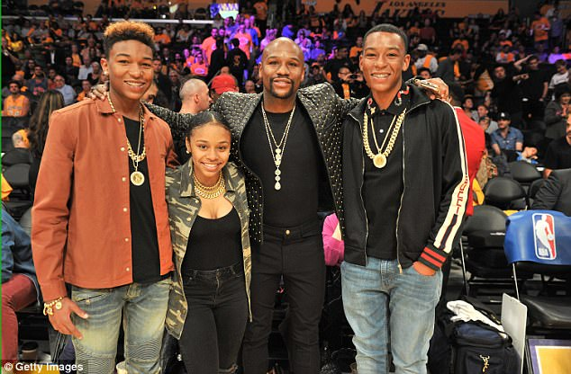 Floyd Mayweather with his family