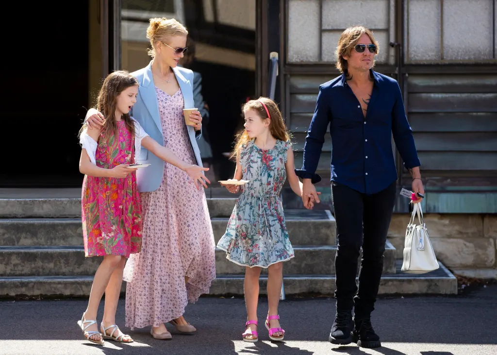 Nicole Kidman with her husband and kids